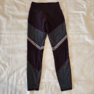 Alo Yoga Sheila Leggings Colorblock Size XS Burgandy Gray